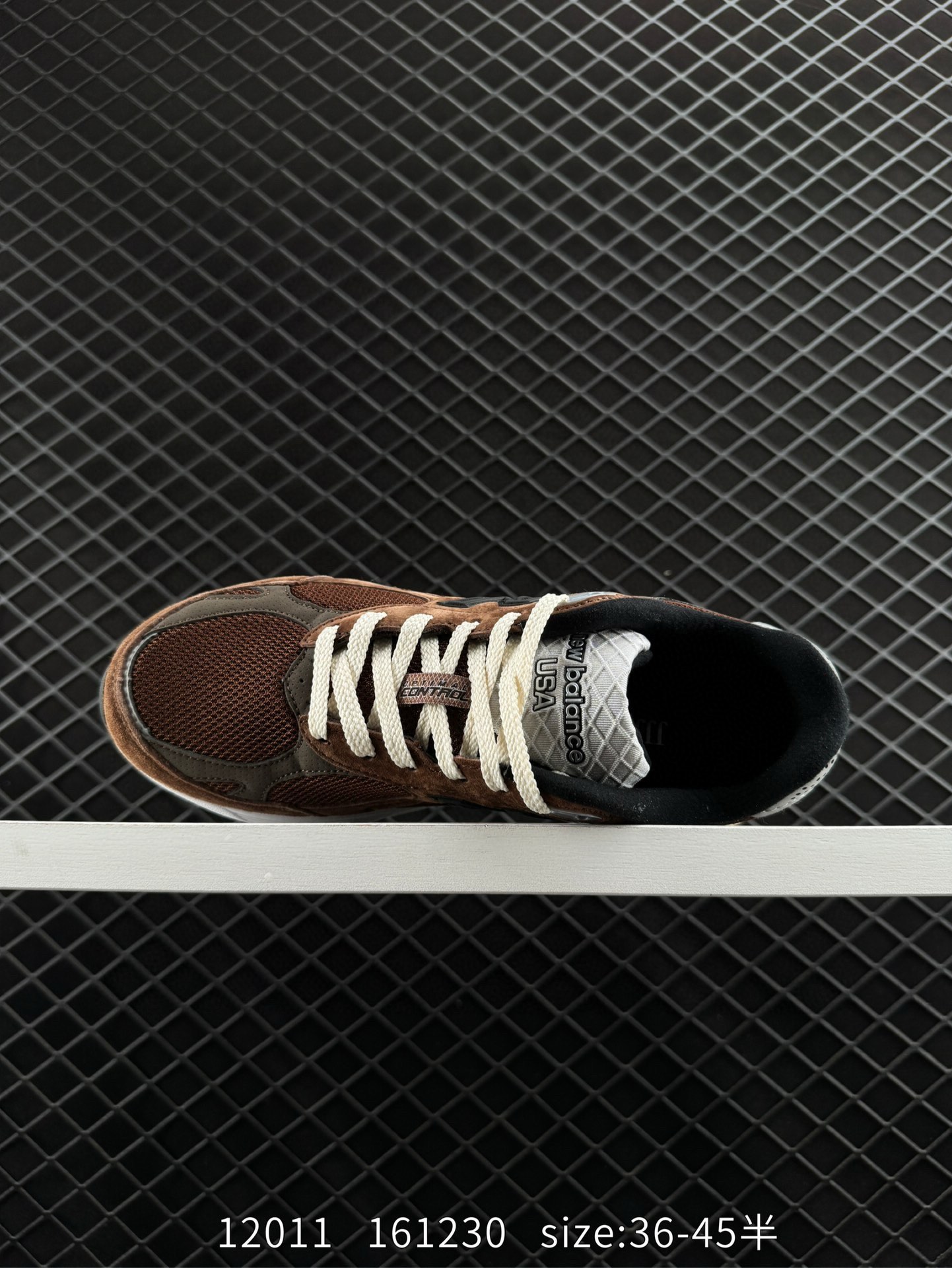 New Balance Made in USA M990V3